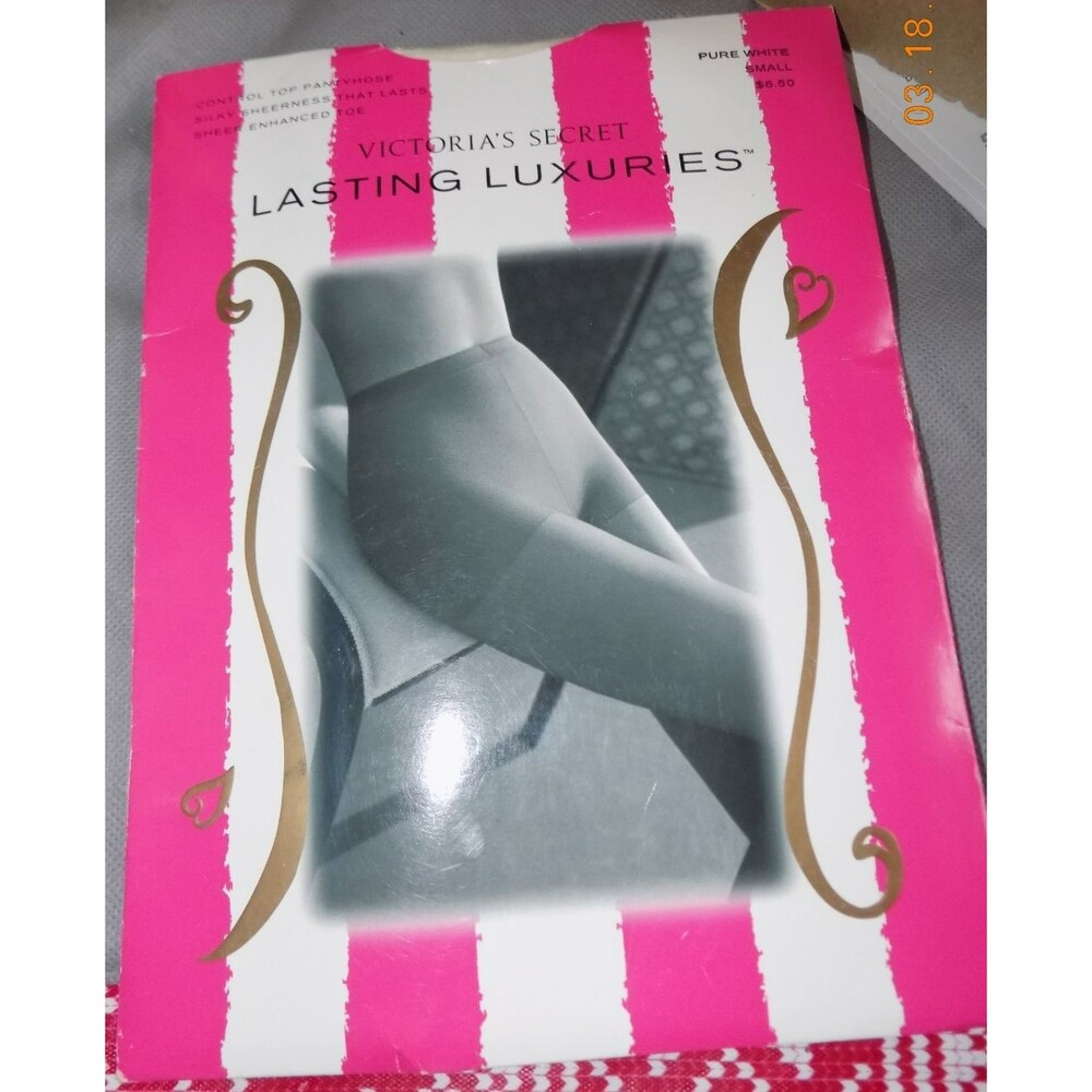 New Victoria Secret pantyhose white size small